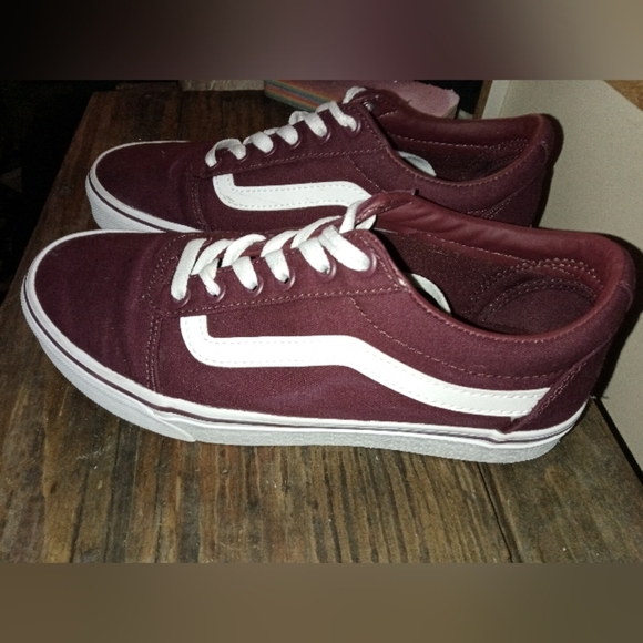 Vans Ward Canvas Burgundy - Picture 1 of 4